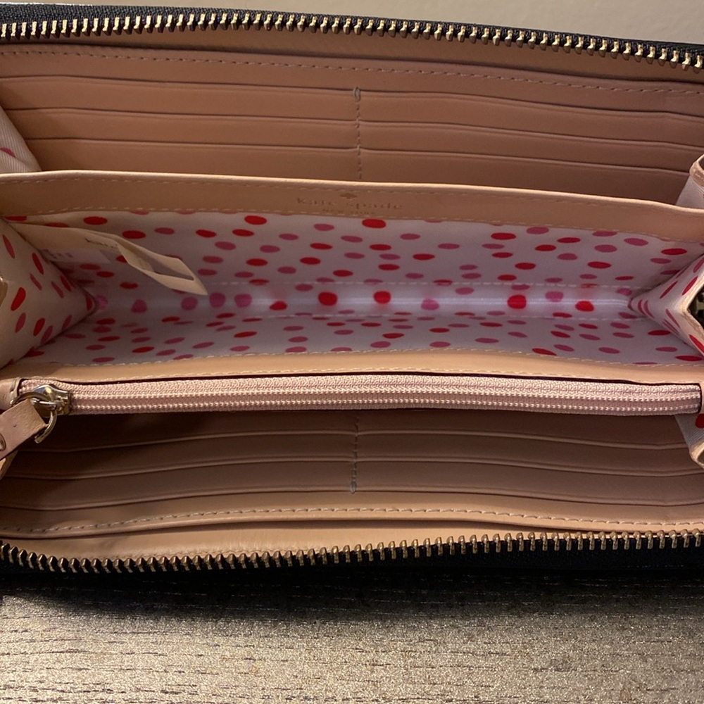 Kate Spade Wallet - Picture 5 of 6